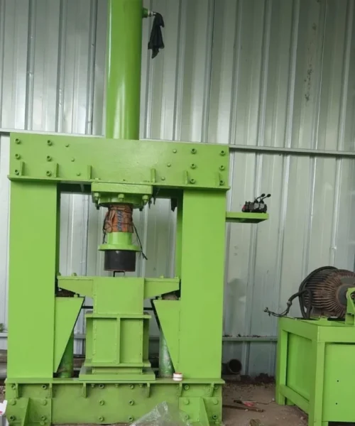 Agricultural Machinery & Machine Repair (3) Agricultural Machinery & Machine Repair (3)