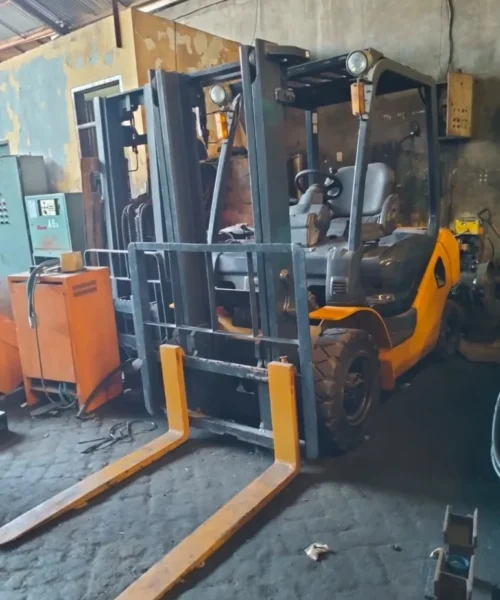 Agricultural Machinery & Machine Repair (5) Agricultural Machinery & Machine Repair (5)